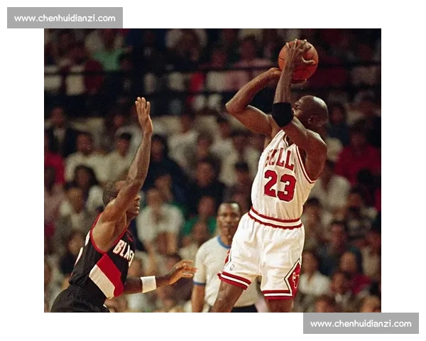 传奇对决乔丹VS公牛一人对抗王朝的篮球史诗之战巅峰时刻全景回顾 传奇对决乔丹VS公牛一人对抗王朝的篮球史诗之战巅峰时刻全景回顾